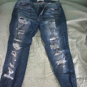 Kancan Distressed Lightwash Boyfriend Jeans